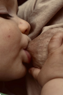 Pregnancy, Pregnant, babybelly, baby, schwanger, schwangerschaftsaufnahmen, schwangerschaftsbilder, babybauchbilder, stillzeit, stillfotografie, breastfeeding