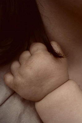 Pregnancy, Pregnant, babybelly, baby, schwanger, schwangerschaftsaufnahmen, schwangerschaftsbilder, babybauchbilder, stillzeit, stillfotografie, breastfeeding