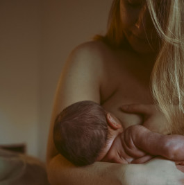 Pregnancy, Pregnant, babybelly, baby, schwanger, schwangerschaftsaufnahmen, schwangerschaftsbilder, babybauchbilder, stillzeit, stillfotografie, breastfeeding